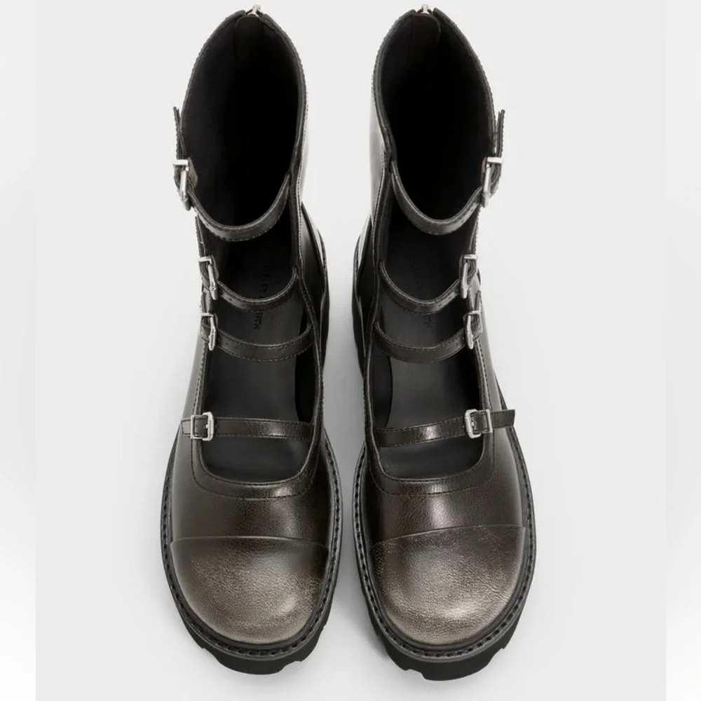 Charles & Keith Black Ankle Boots - Picture 4 of 5